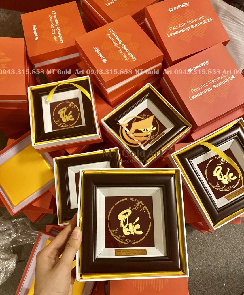 quà tặng cao cấp cho doanh nghiệp đối tác