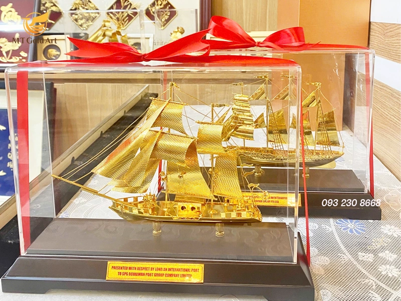 Mô hình thuyền buồm - Quà tri ân bác sĩ ngày thầy thuốc Việt Nam Mô hình thuyền buồm - Quà tri ân bác sĩ ngày thầy thuốc Việt Nam