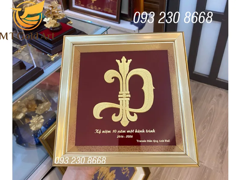 Quà tặng kỷ niệm 10 năm thành lập cho người thân