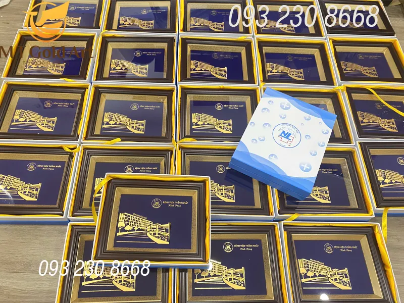 Quà tri ân bác sĩ của bệnh viện thống nhất HCM