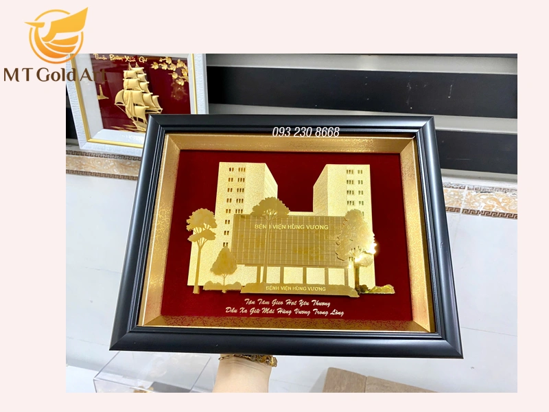 tranh benh viện hùng Vương qua tri an bac si