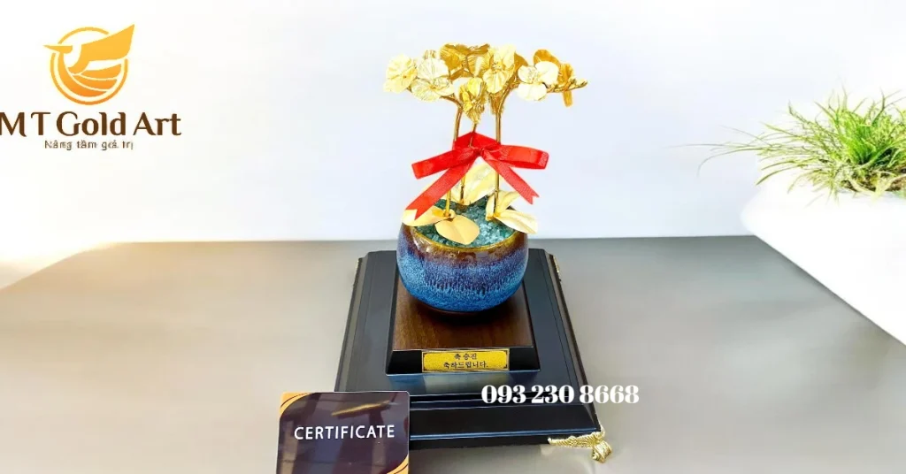 chau hoa lan qua tang doi tac