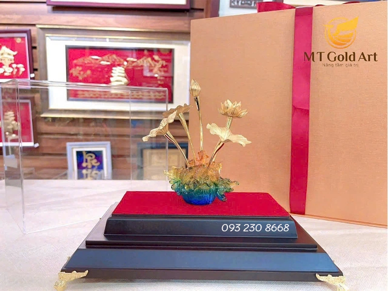chau hoa sen qua tang doi tac y nghia