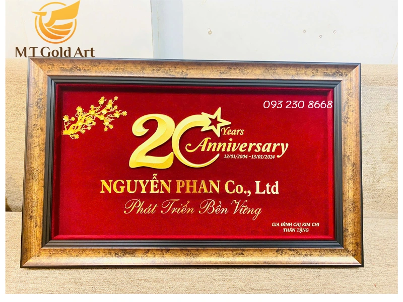 tranh ky niem 20 nam cua cong ty nguyen phan