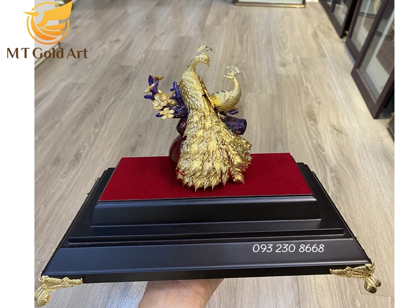 tuong doi chim cong qua ky niem 10 nam ngay cuoi