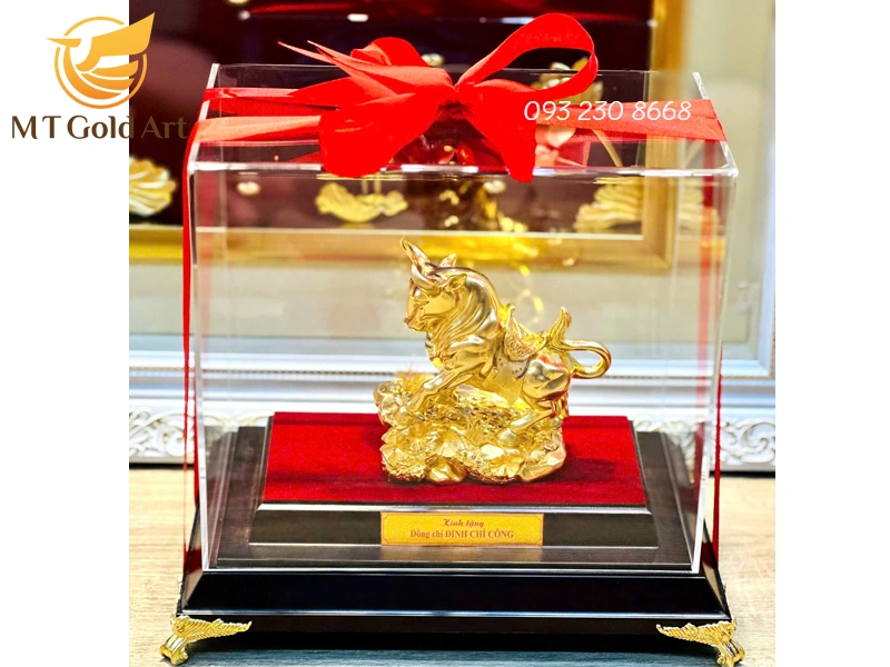 tương trau ma vang qua tang khach hang sinh nhat