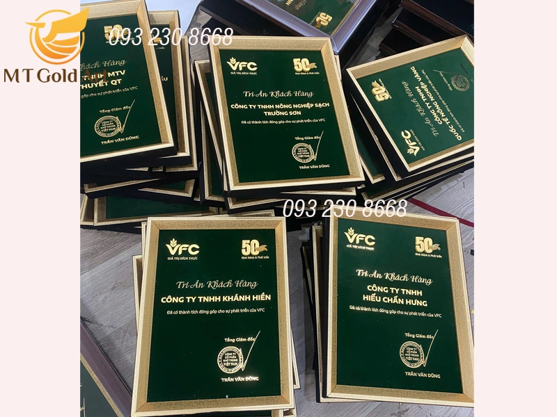 quà tang tri an nha phan phoi xuat sac